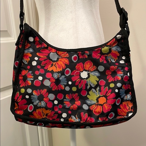 Floral Shoulder Bag with Hobo Style Adjustable Strap Pockets New - Picture 3 of 12